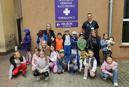 6latki z wizytą w Szpitalnym Oddziale Ratunkowym
