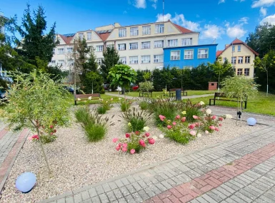 Nasz szpitalny parczek zaprasza 🌳🎋🌾🌹🌺🌼